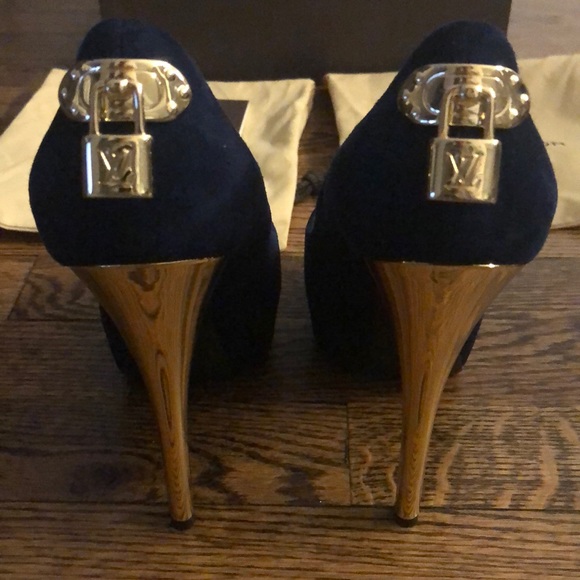 Louis Vuitton Oh Really Peep-toe Pump - Picture 4 of 6